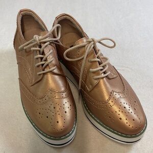 Elegant Metallic Brown Women's Brogues